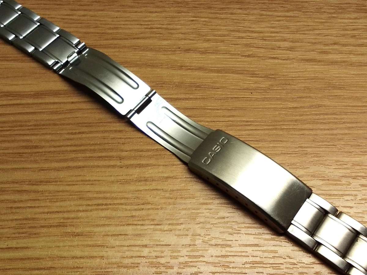 CASIO - 19mm stainless steel bracelet