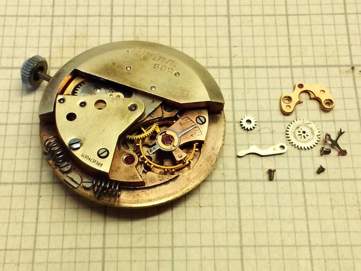 ALPINA caliber 582 bumper movement - parts/repair
