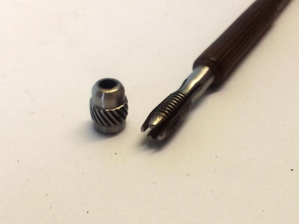Watchmakers pin vise