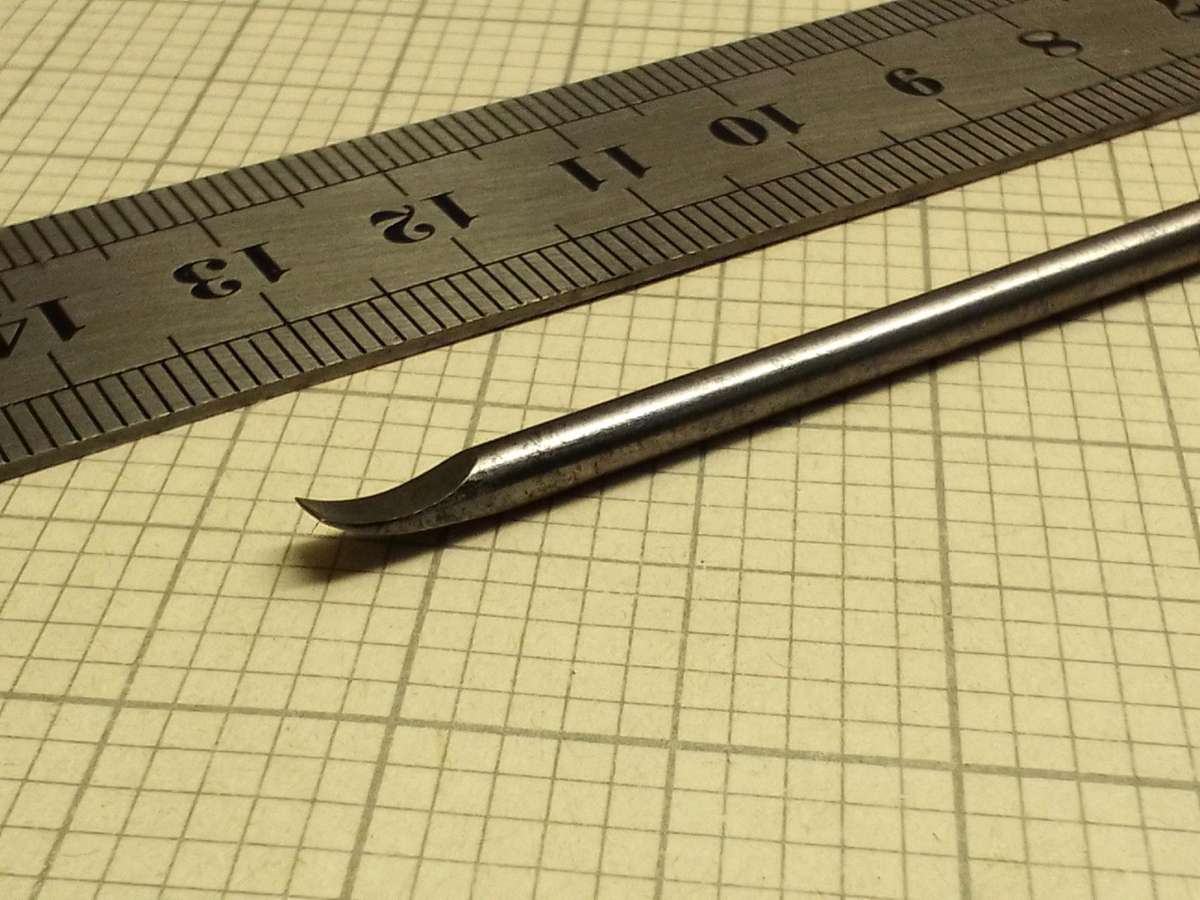 Clock hand lifting lever