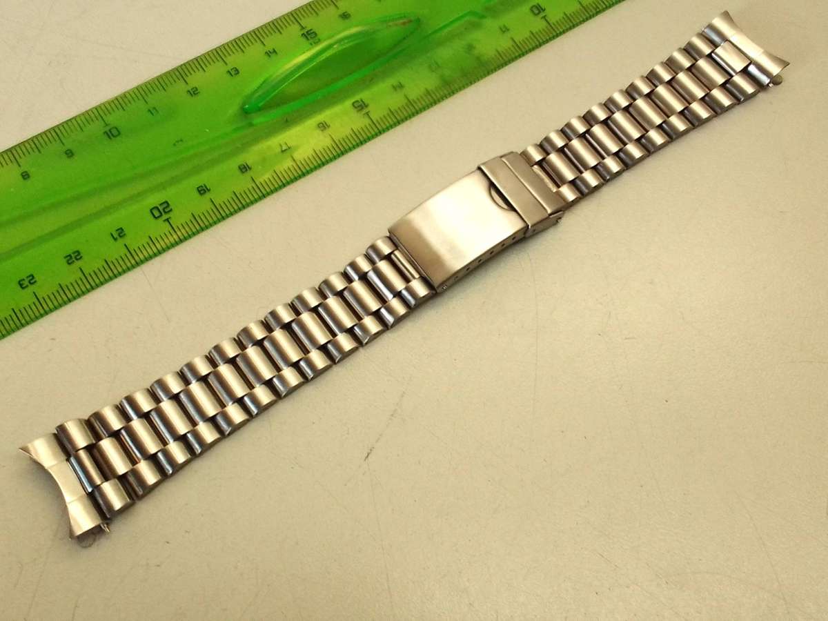 Used 20mm stainless steel bracelet - curved end links
