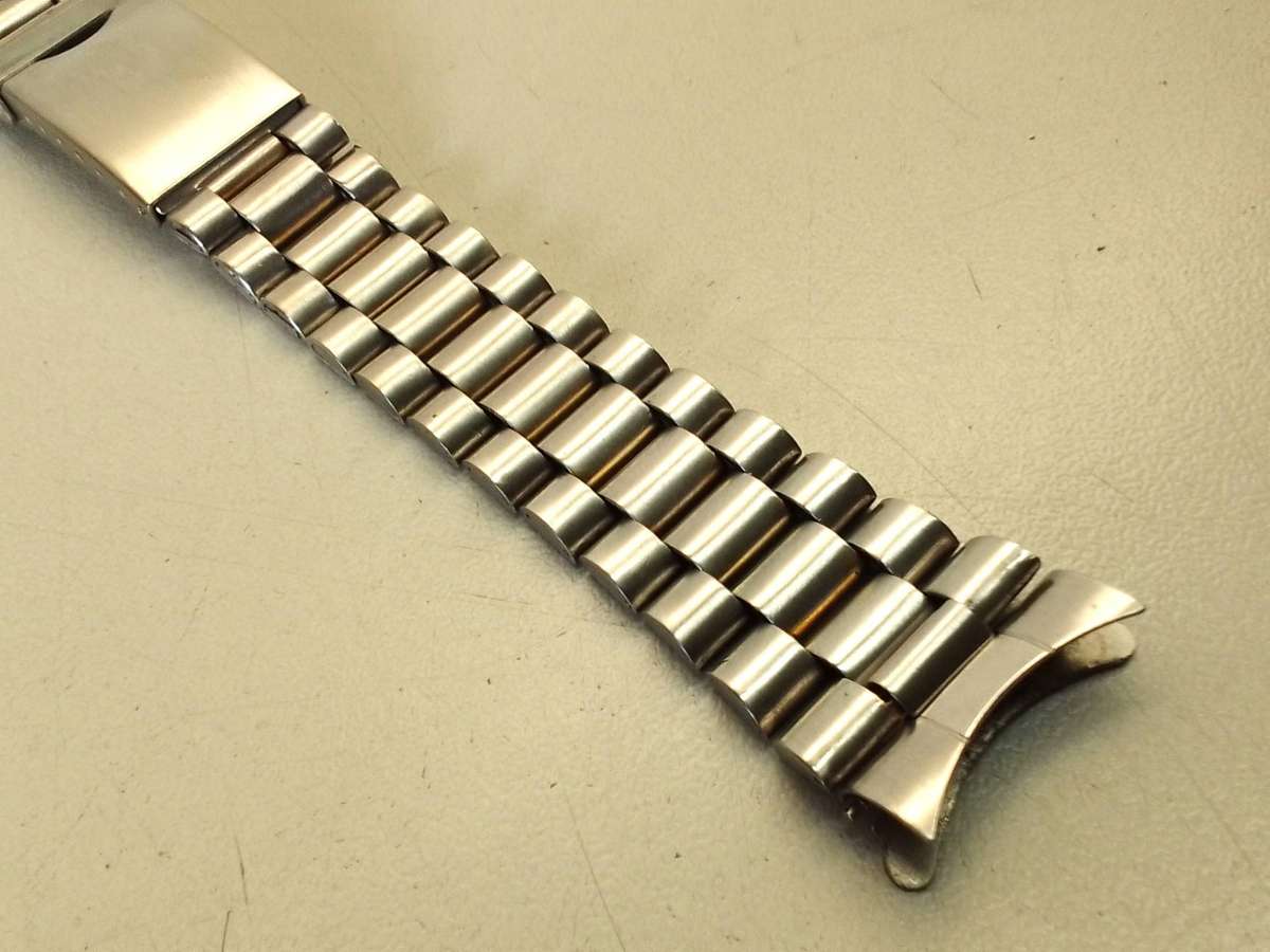 Used 20mm stainless steel bracelet - curved end links