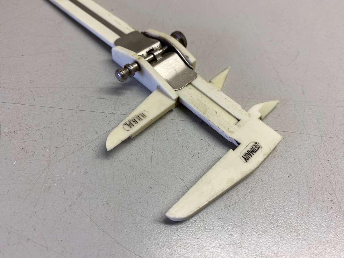 DGBM - vernier measuring caliper
