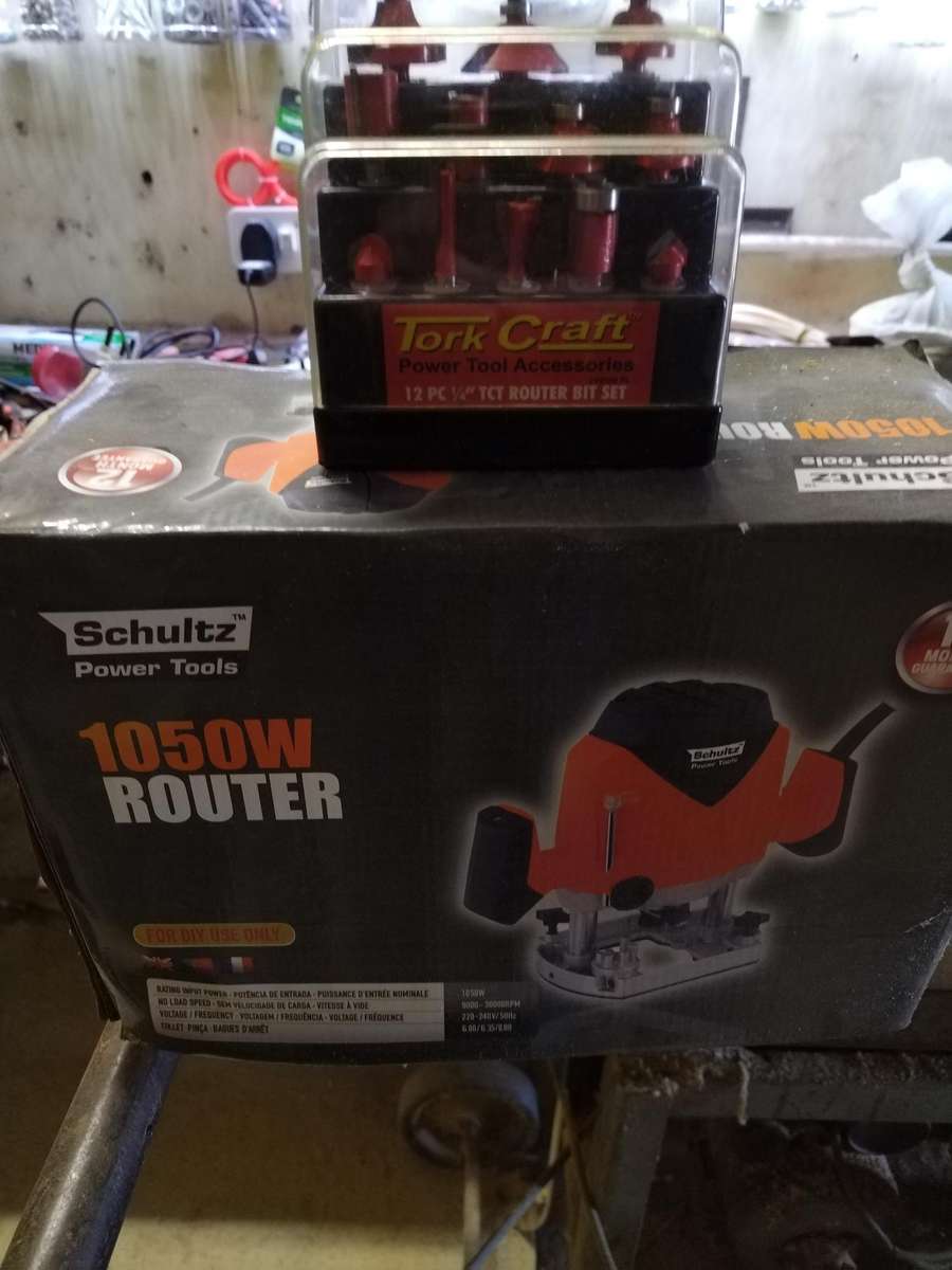 Schulz router with set of 12 bits