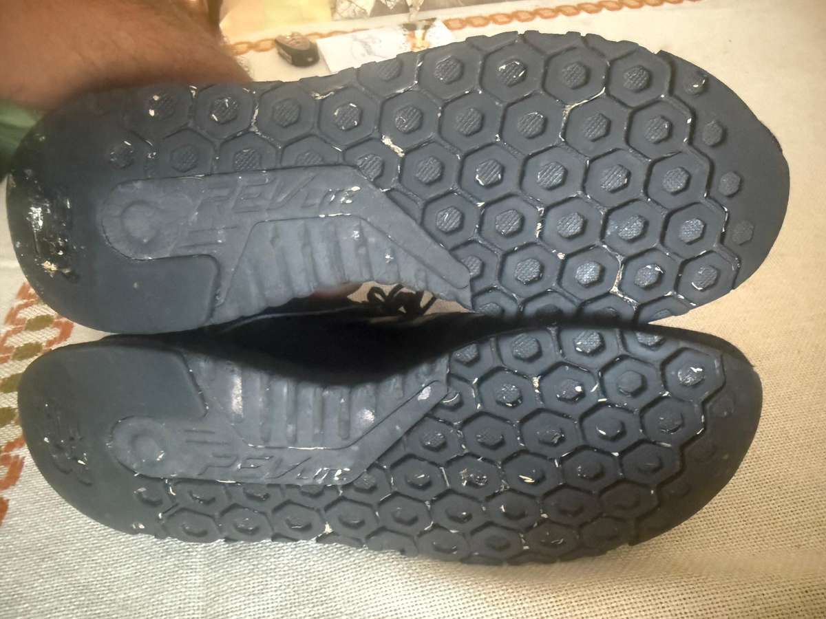 New Balance 247 Black UK8 Used