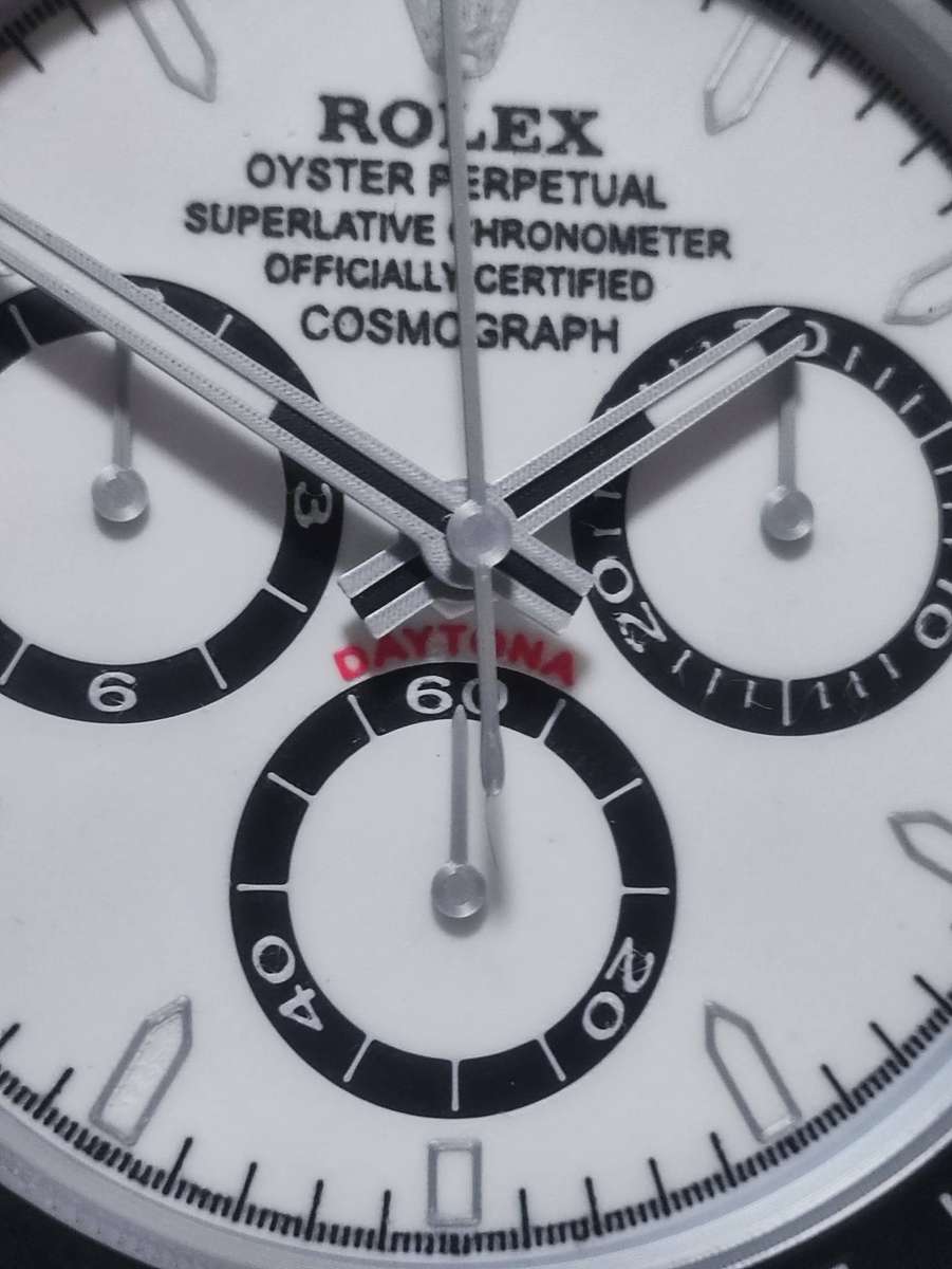 Daytona Inspired Fan Art Desk Clock