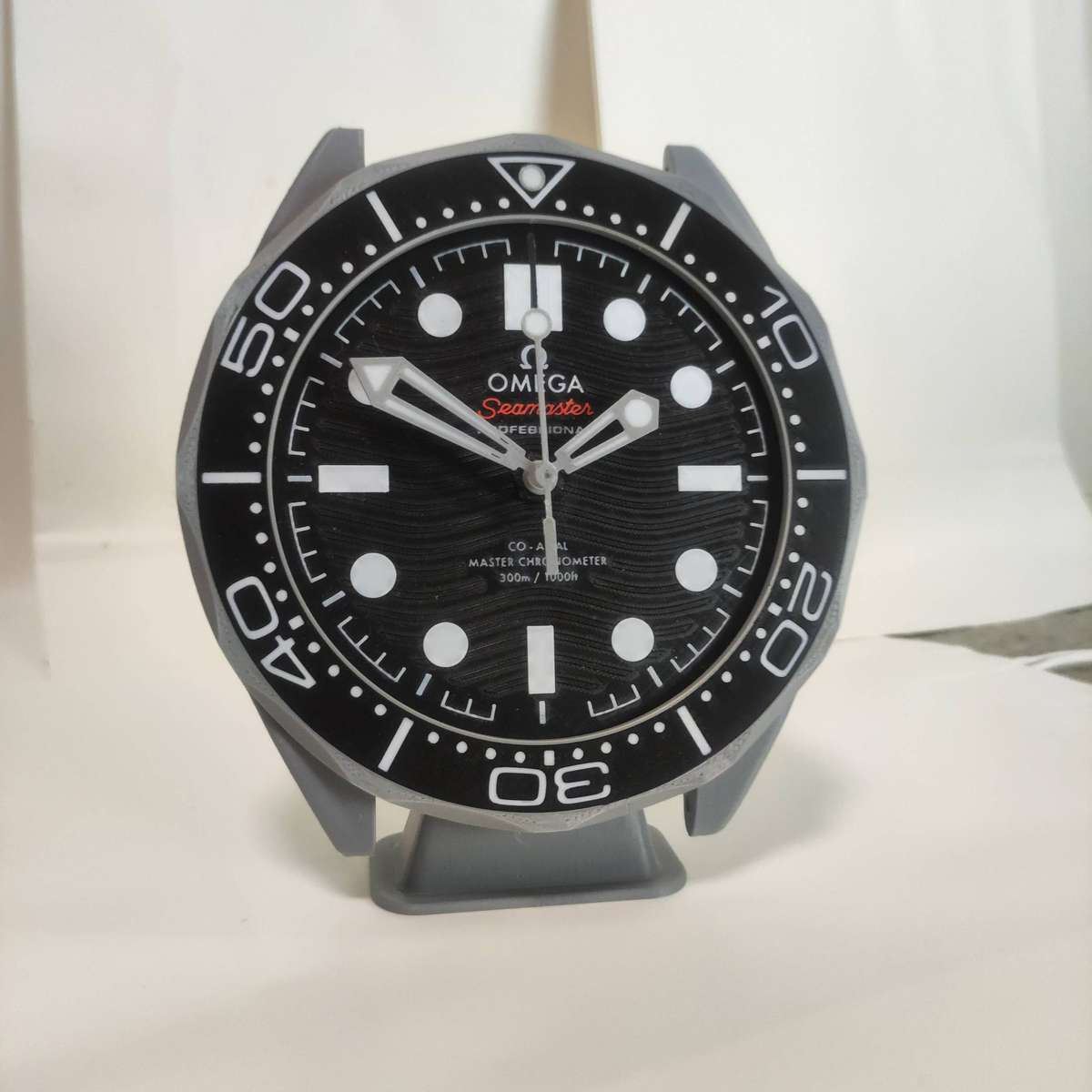 Seamaster 300 Black - Desk top sized eye candy