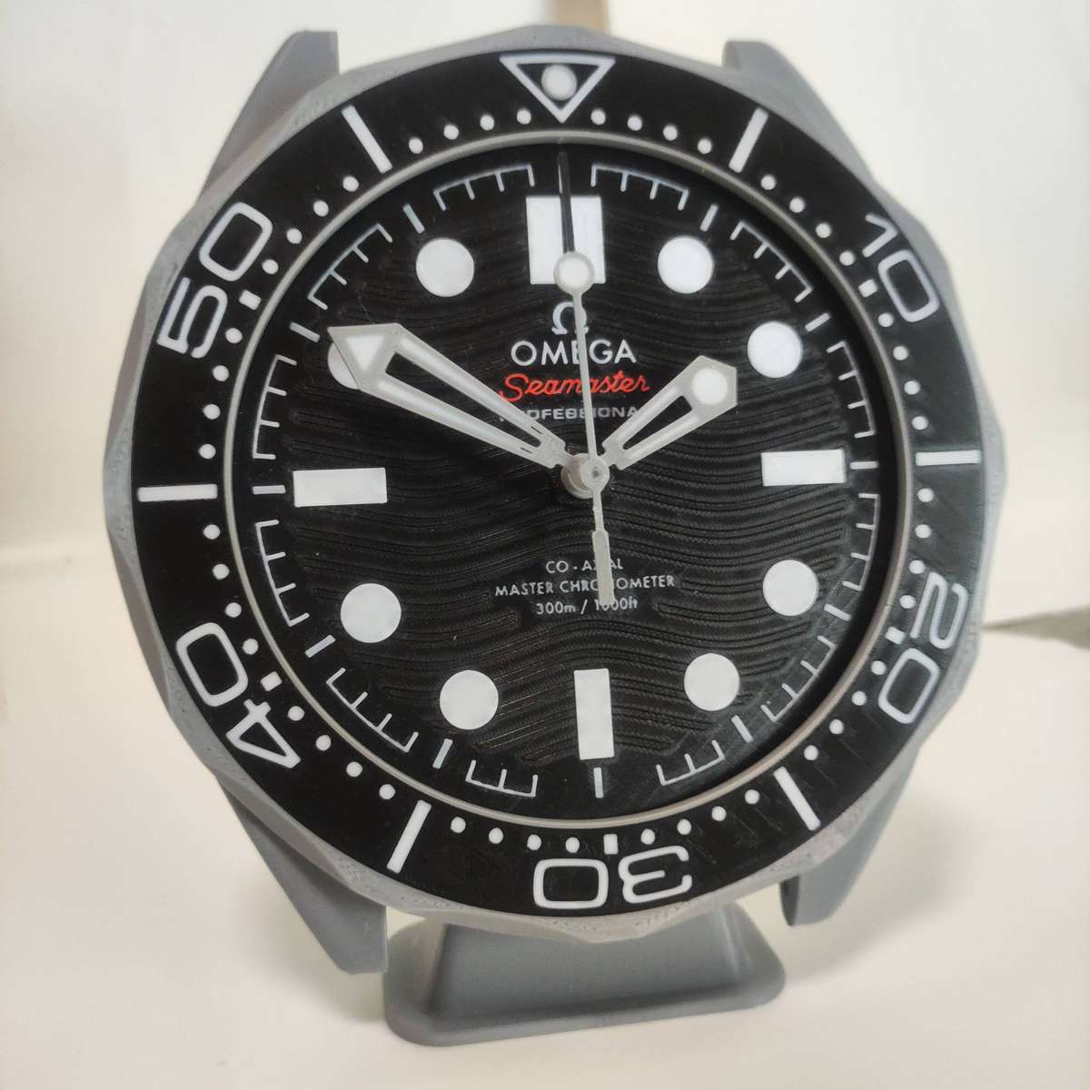 Seamaster 300 Black - Desk top sized eye candy