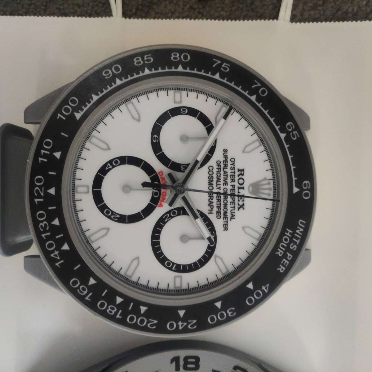 Daytona Inspired Fan Art Desk Clock - White