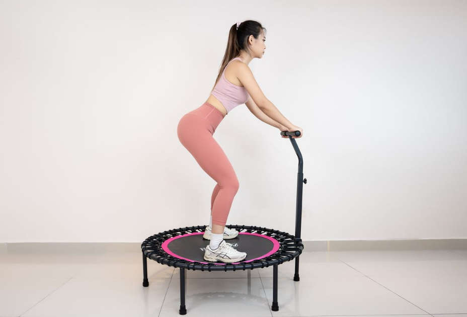 Flexi Muscles - Rebounder Fitness Trampoline with Adjustable Handle Bar