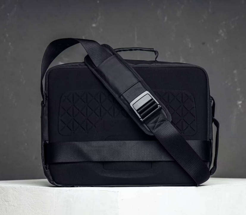 Decathlon 20l Backenger Activ Mblty Urban Walking Messenger Bag Backpack - Black