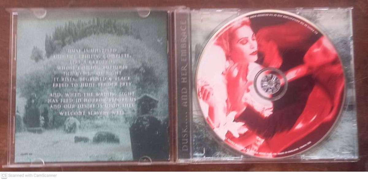 Cradle Of Filth  Dusk And Her Embrace (CD)