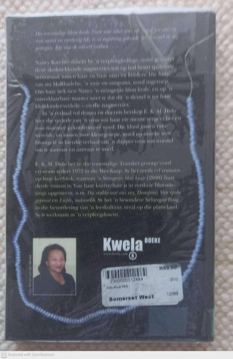 'n Stringetjie blou krale -- E. K. M. Dido