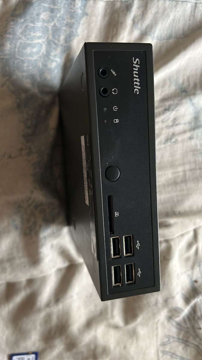 Shuttle DS50 computer