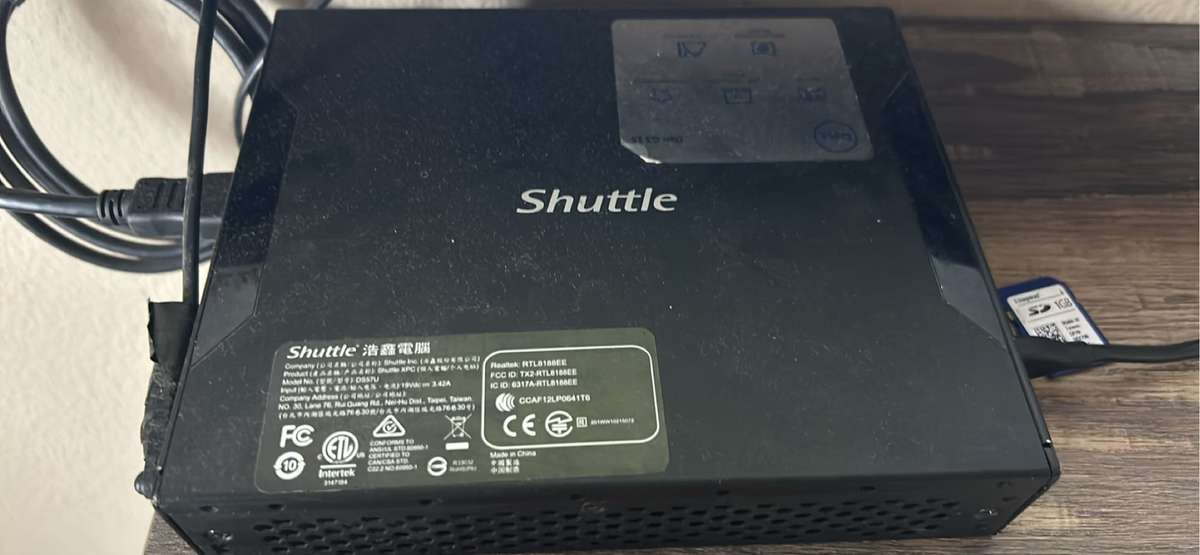 Shuttle DS50 computer