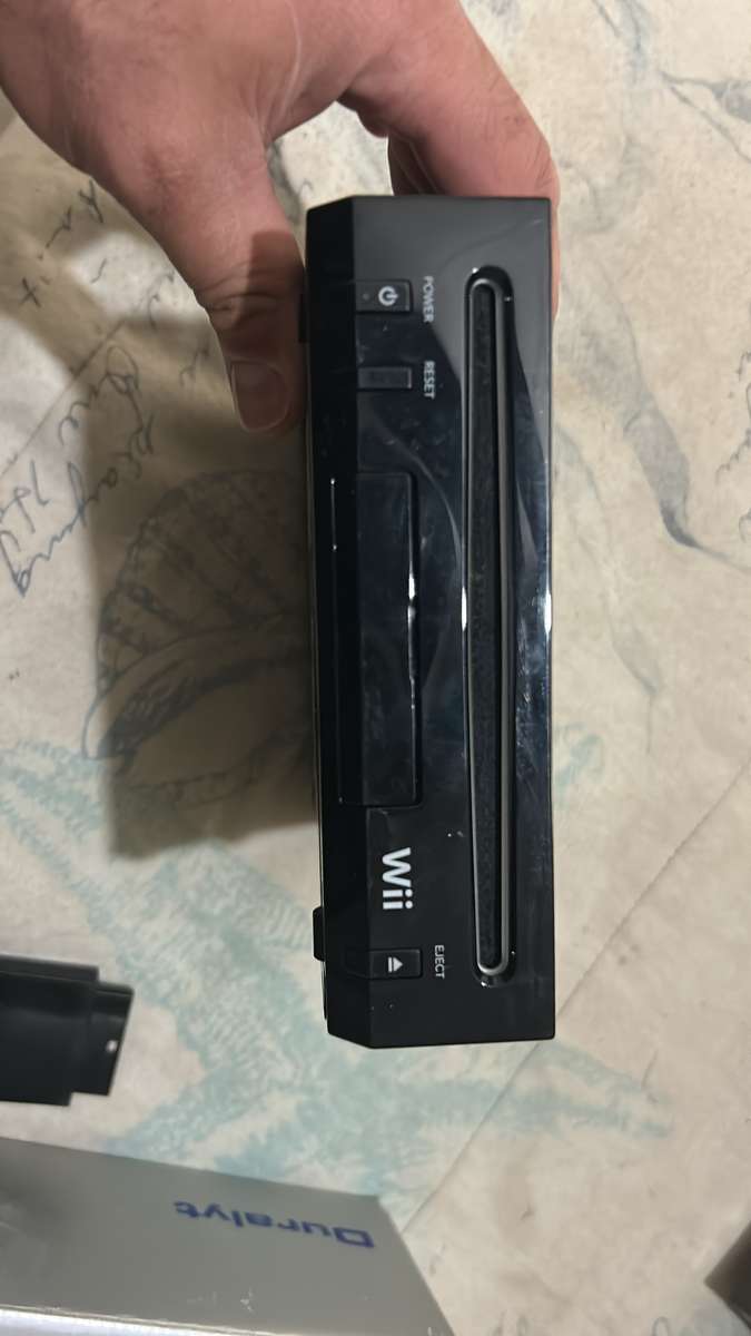 Nintendo Wii model RVL-101 with wireless remote receiver