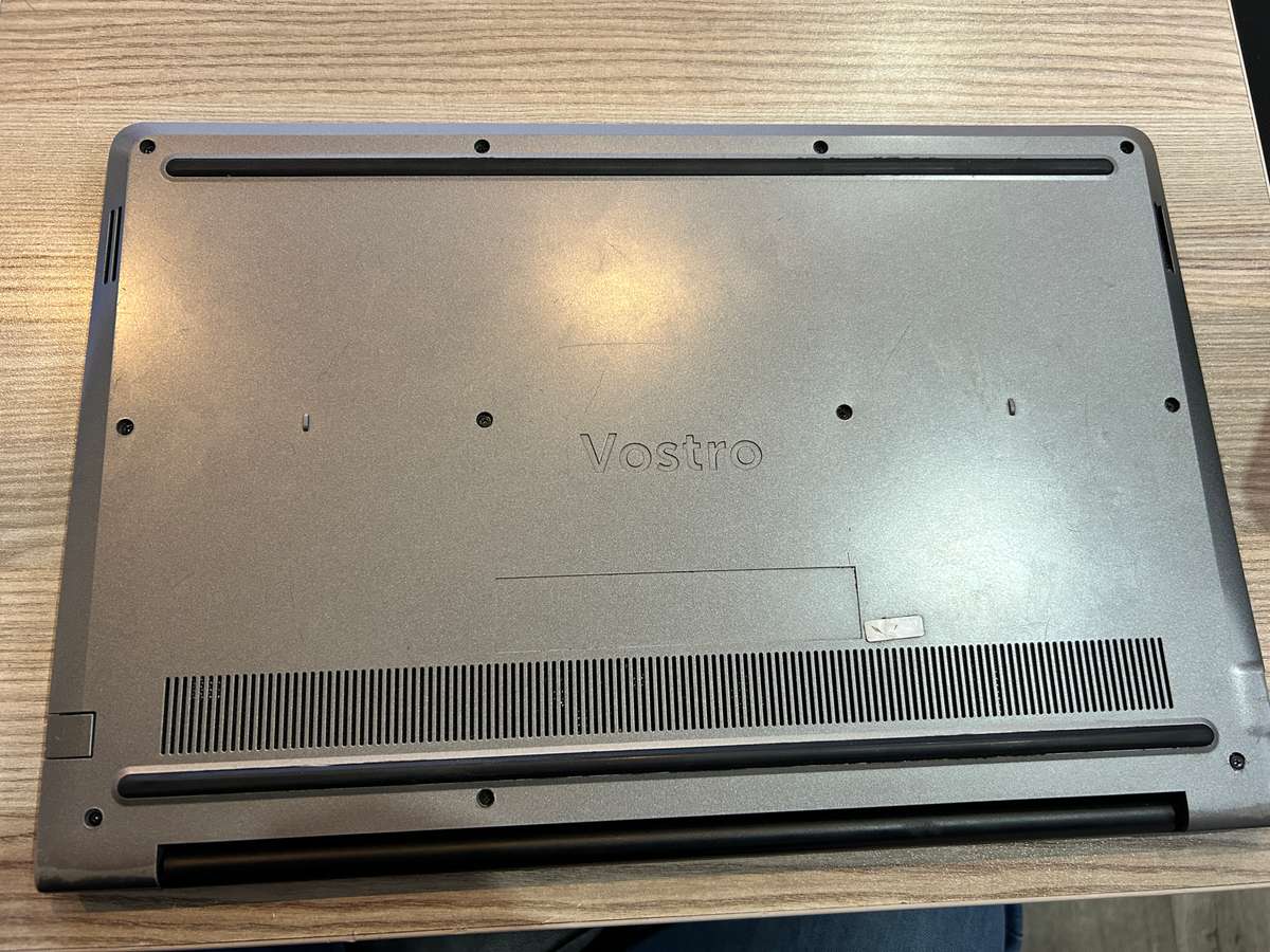 Dell Vostro 5510 Core i5 for spares or repairs