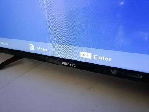 Sinotec 32 LED TV