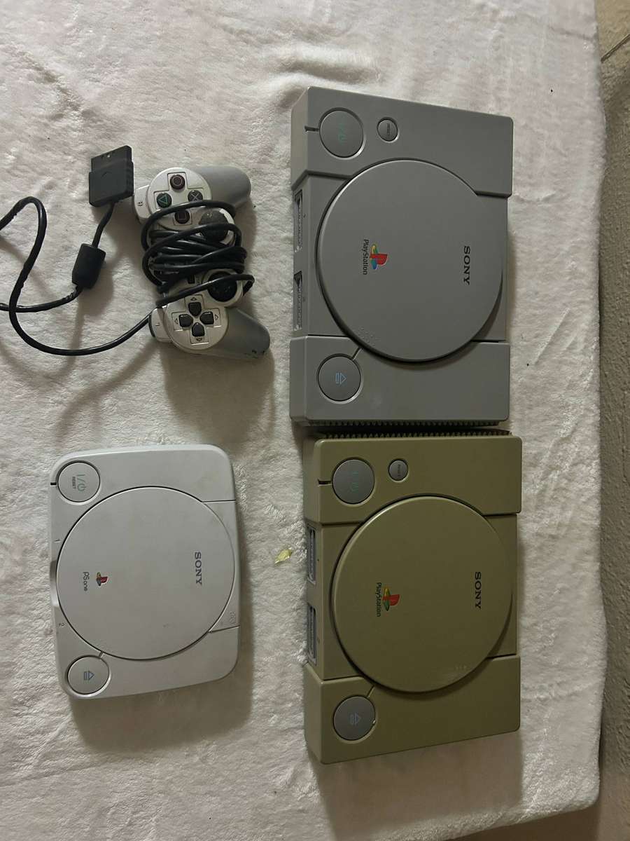 PS1 lot - untested