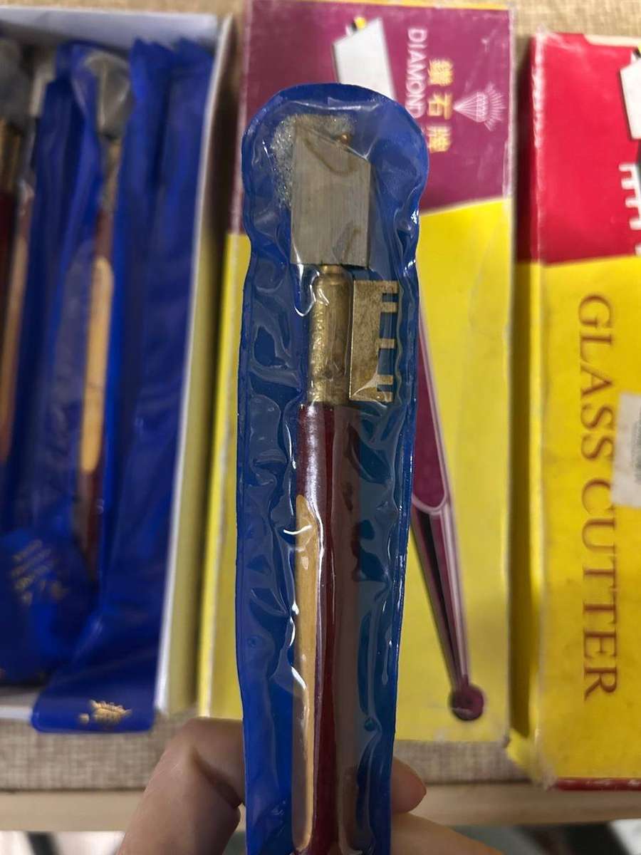 Diamond brand glass cutters 12 per box