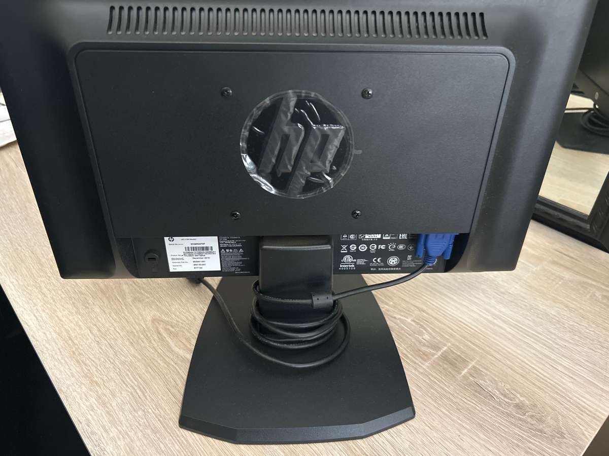 HP V194 monitor