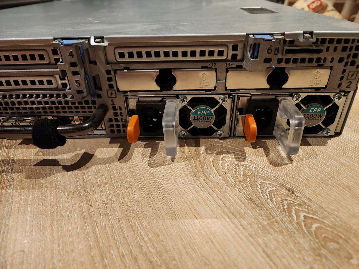 Dell XC730XD-12, 2 X Xeon E5-2680v4, 512 GB ram Server