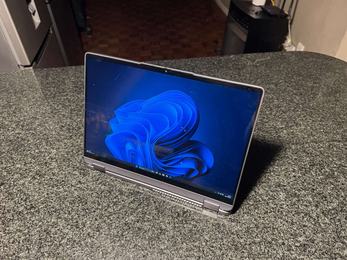 Lenovo IdeaPad Flex 5 14IRU8 82Y00093SA 13th Gen Intel Core i5-1335U up to 4.60GHz and Pen