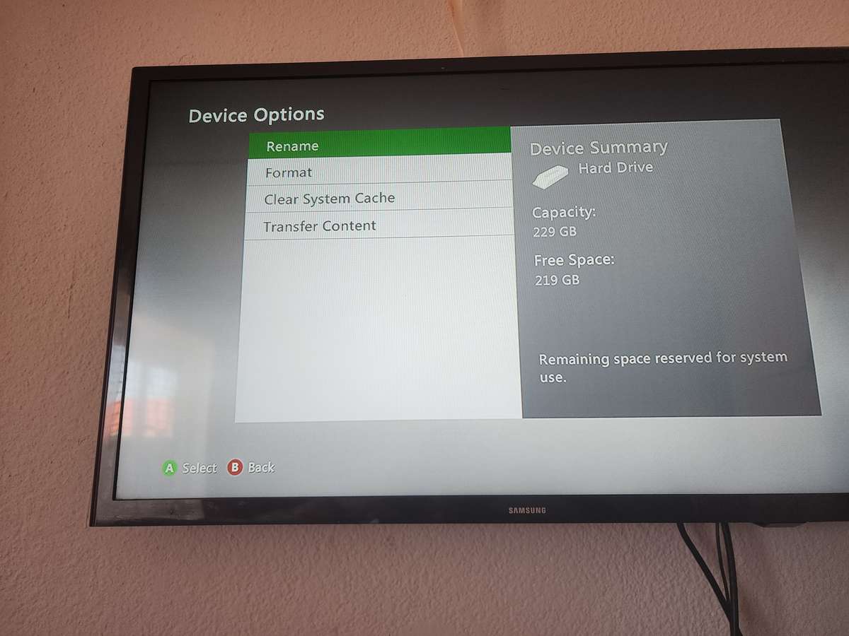 Late start Xbox 360 with controller and power pack