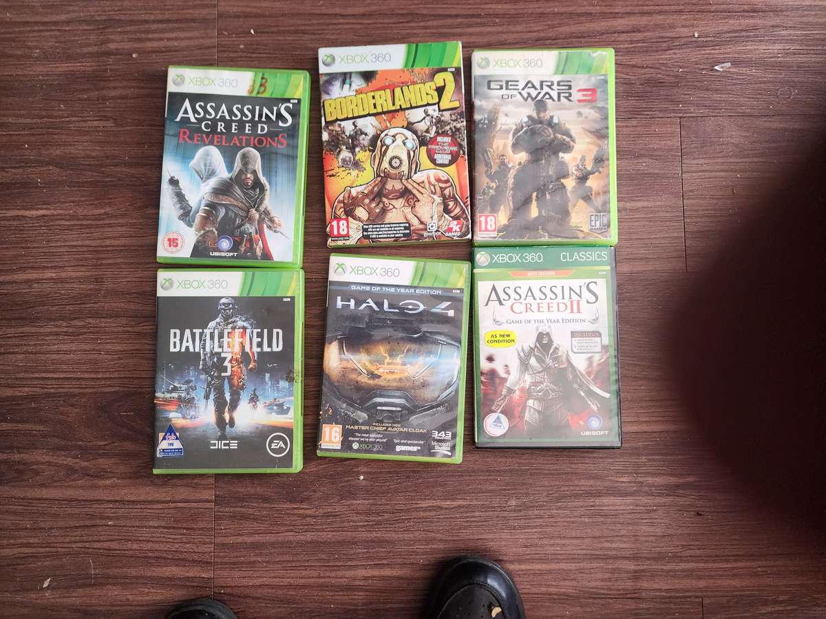 Xbox 360 with wireless control, power pack and 6 games