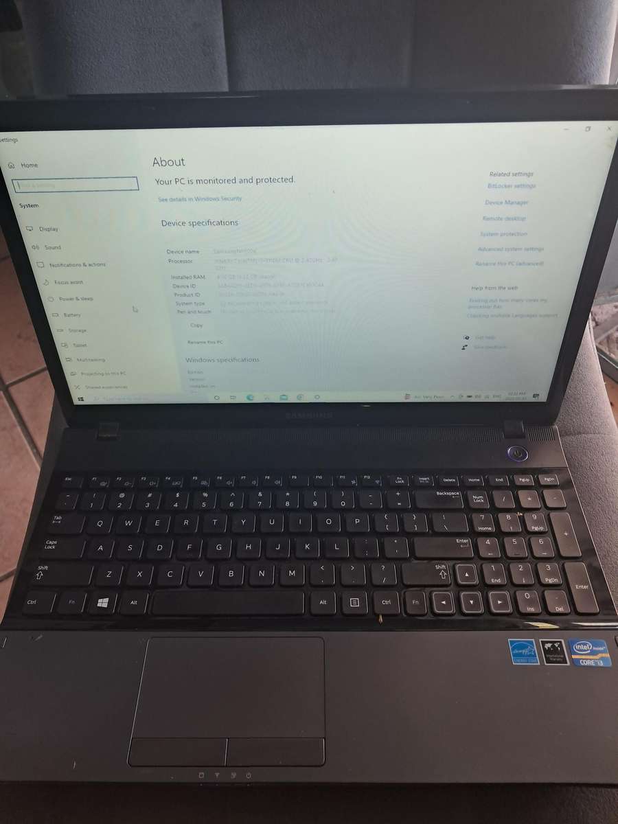 Samsung Laptop - NP300e