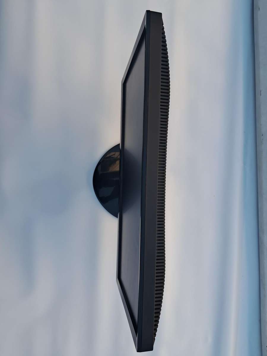 20" LCD Monitor - Fujitsu L20T: 2 LED