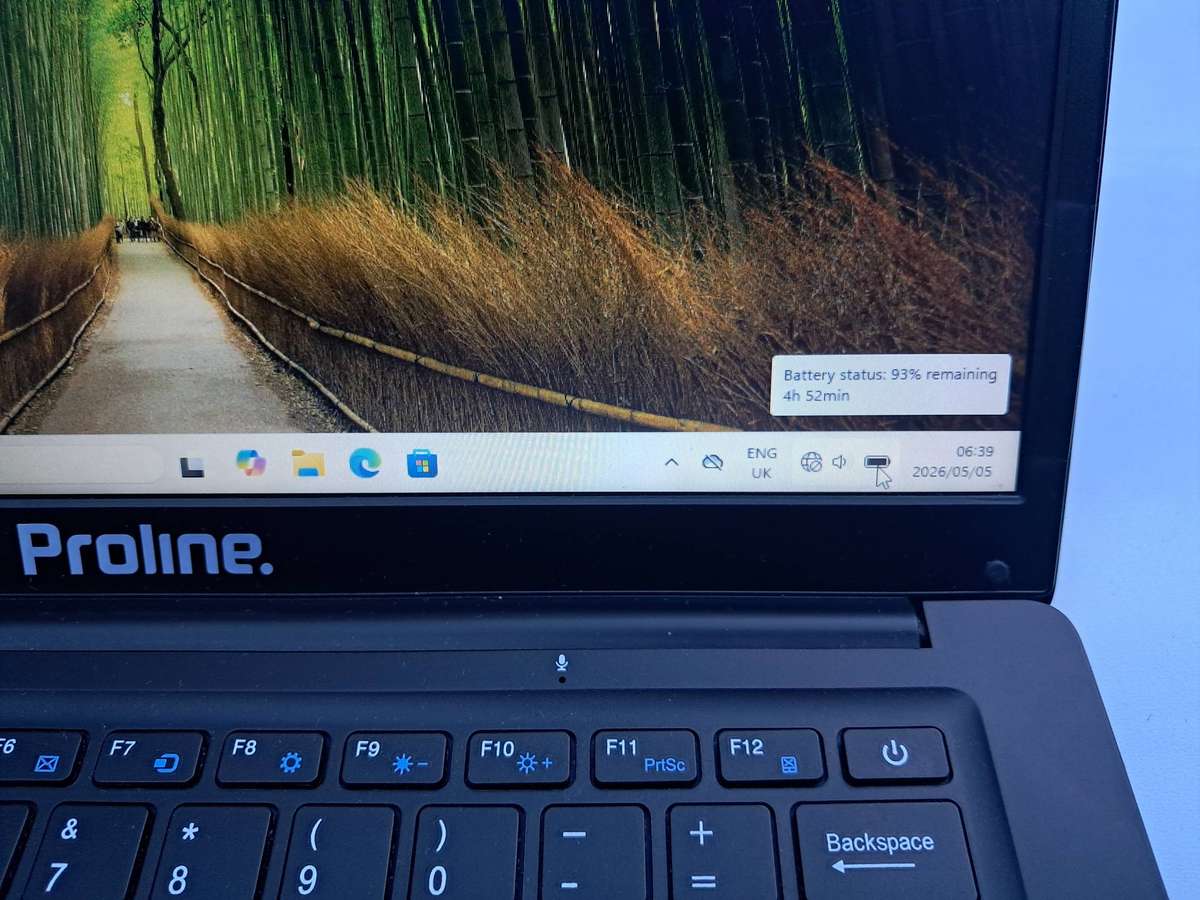 Laptop - Proline V146