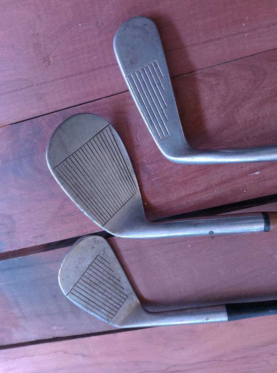 Golf clubs vintage