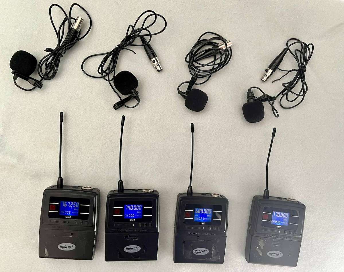 Hybrid+ R8 Receiver with Handheld and Body Pack Transmitters