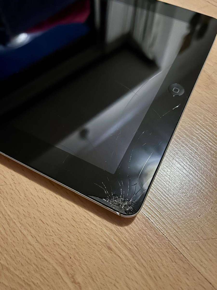 Apple iPad 4th Gen WiFi and Cellular 16gig