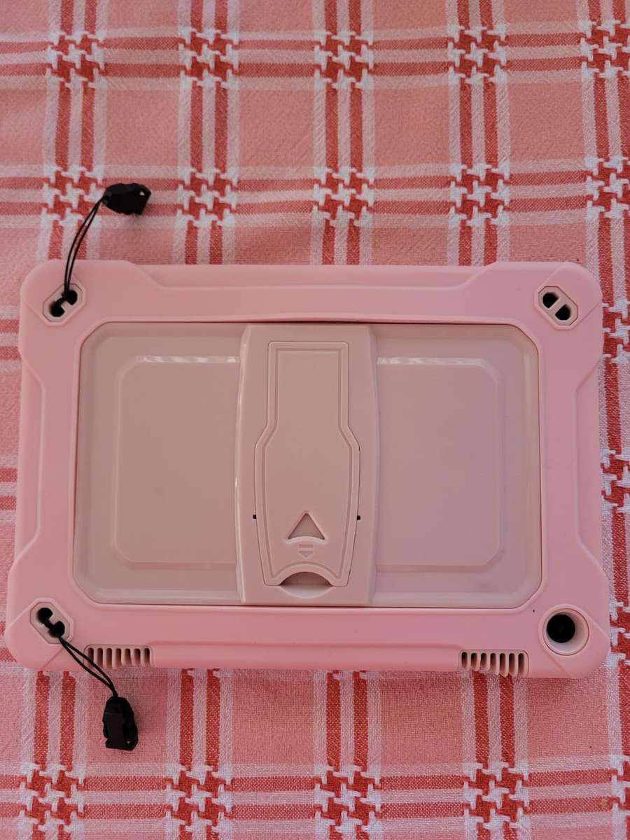 Amazon Fire 8" HD Tablet 32GB WiFi Only - Ads disabled