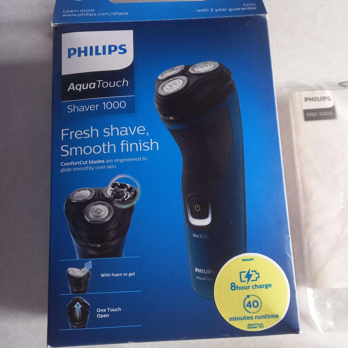 Philips Aqua Touch 1000 shaver. Relisted non payment