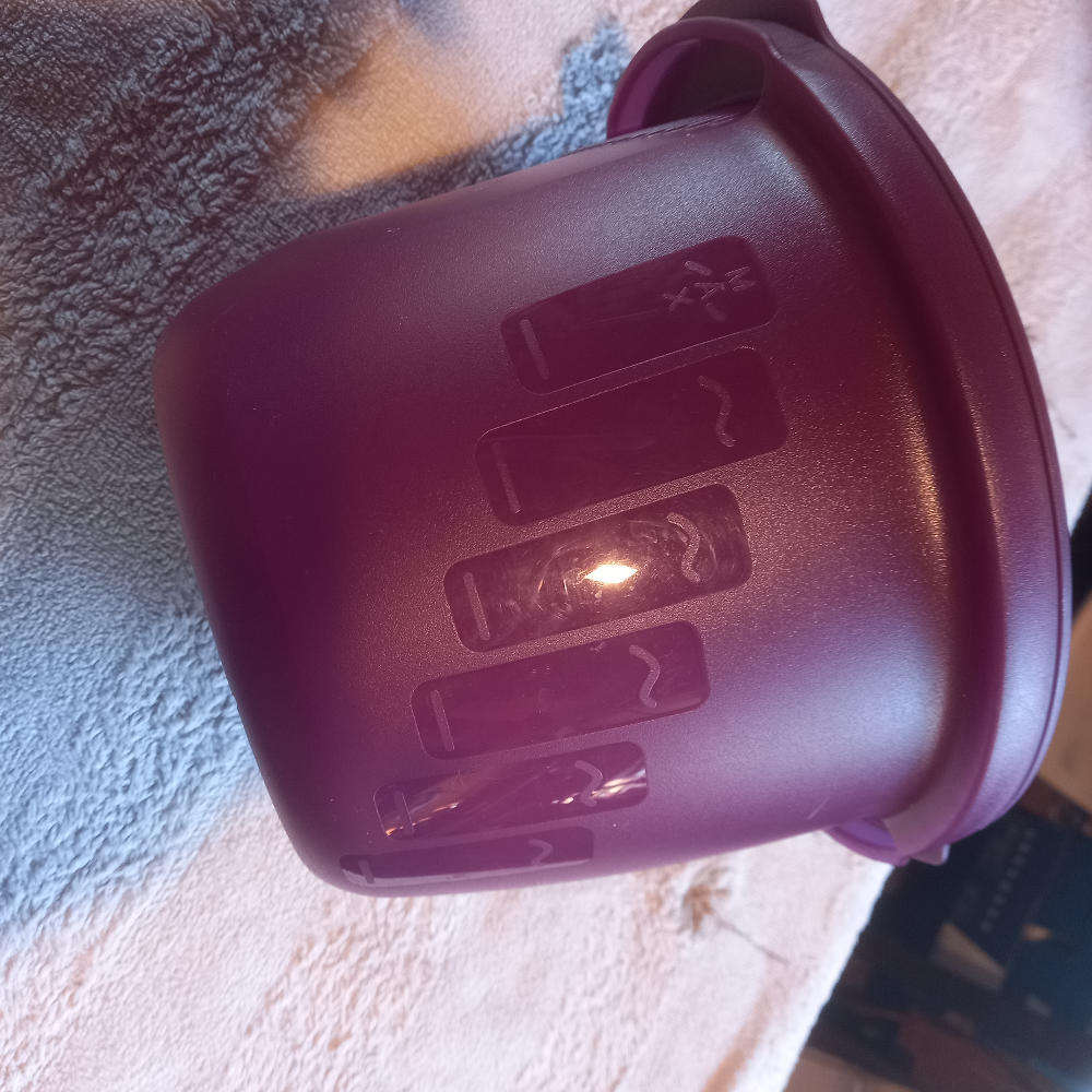 Tupperware microwave pasta cooker 3l never used