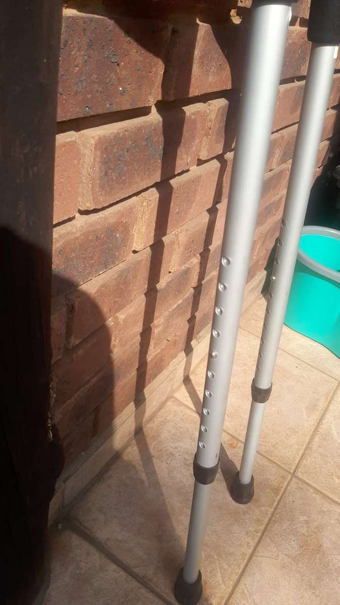 Astro Adults Elbow Crutches Price per Set of 2