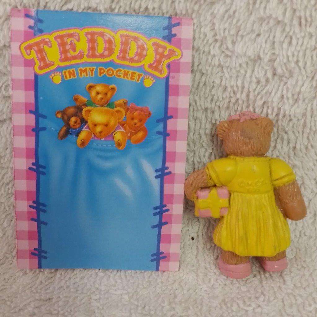 Vintage Teddy In My Pocket - Sue No 28 c/w card