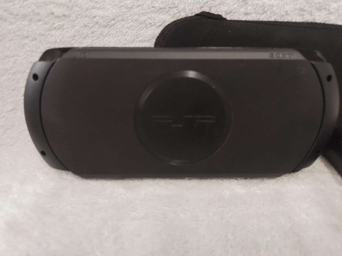 PSP Street,  Charger, Carry Case no memory card