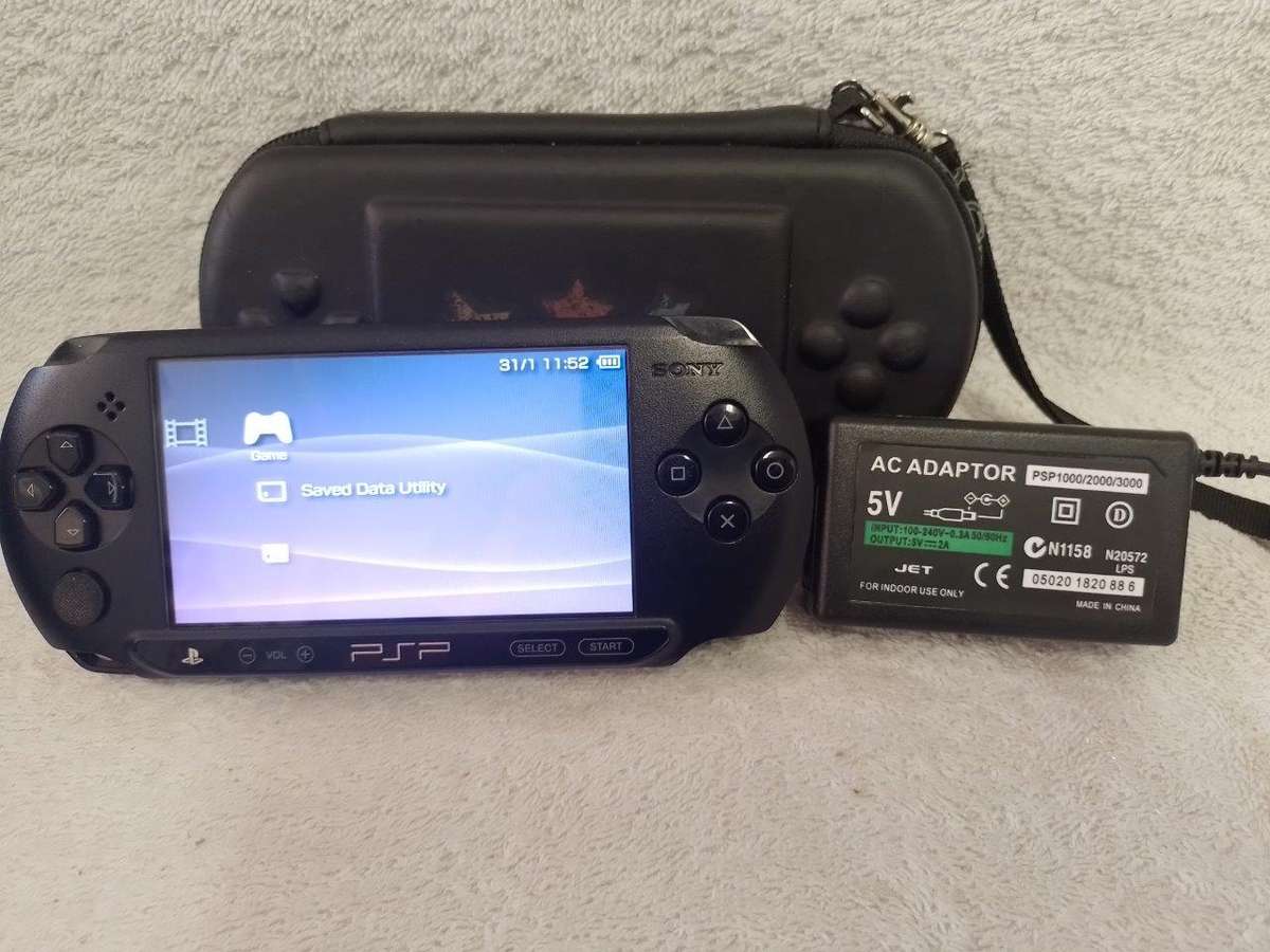 PSP Street,  Charger, Carry Case 2gb Memory Card