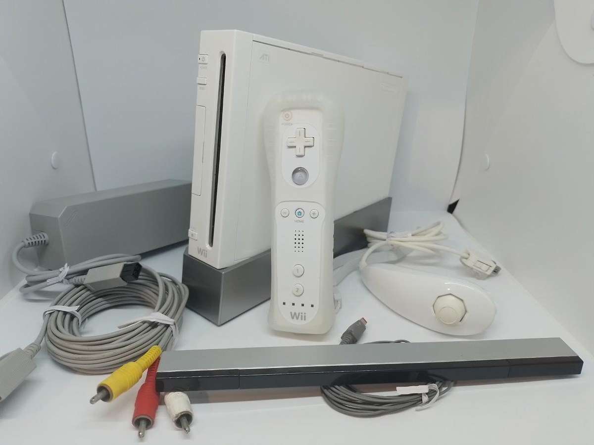 Nintendo Wii - White, Controller, Nunchuck, PSU, Sensor, Cables Stand, Silicone Controller Sleeve