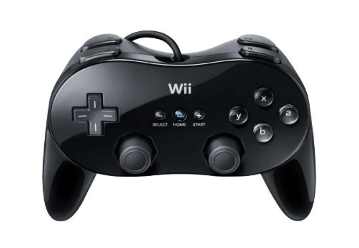 Nintendo Wii - Official Nintendo Black Classic Controller Pro