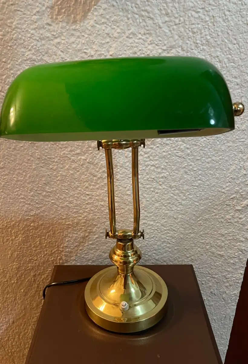 Bankers/lawyers lamp