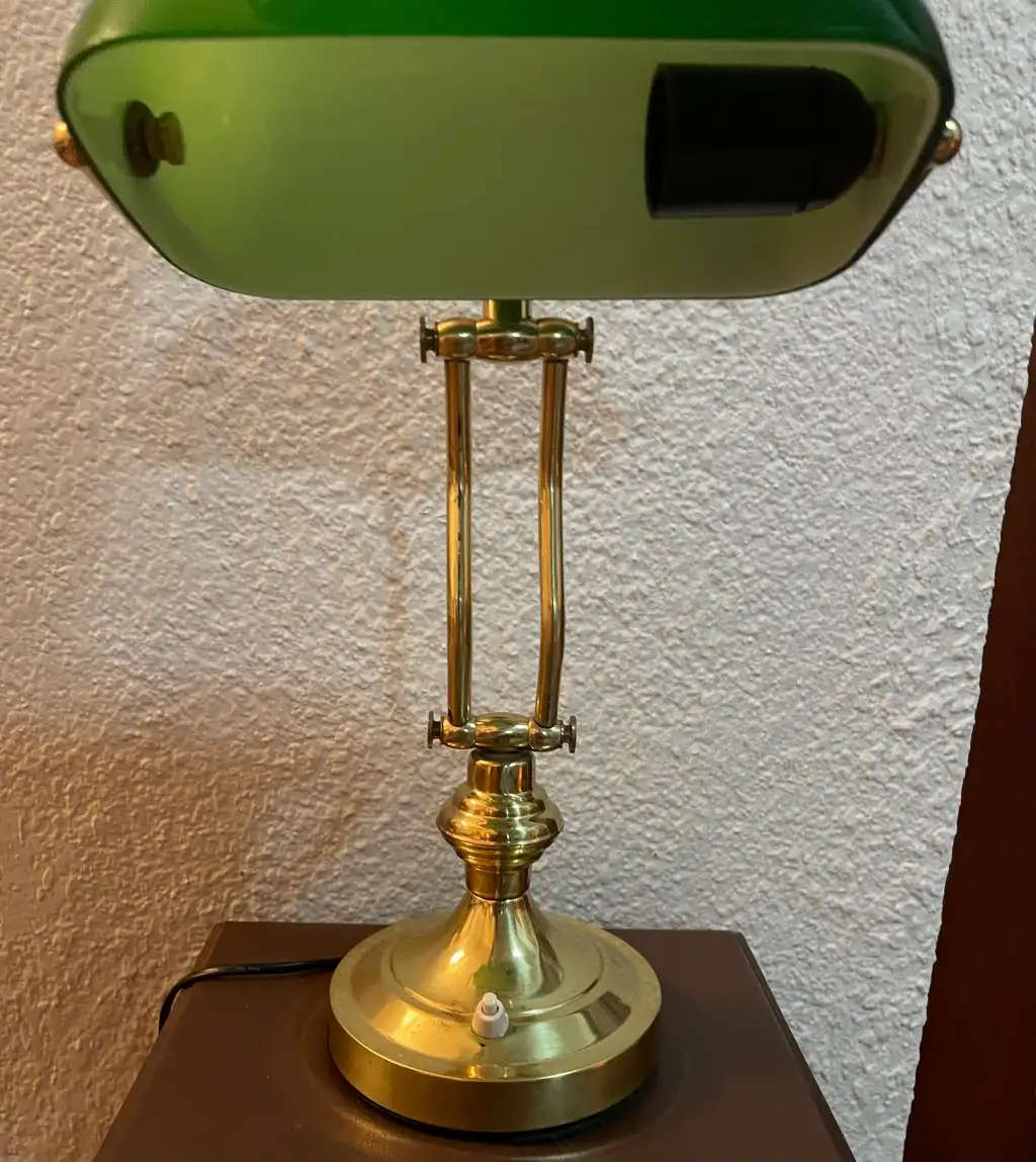 Bankers/lawyers lamp
