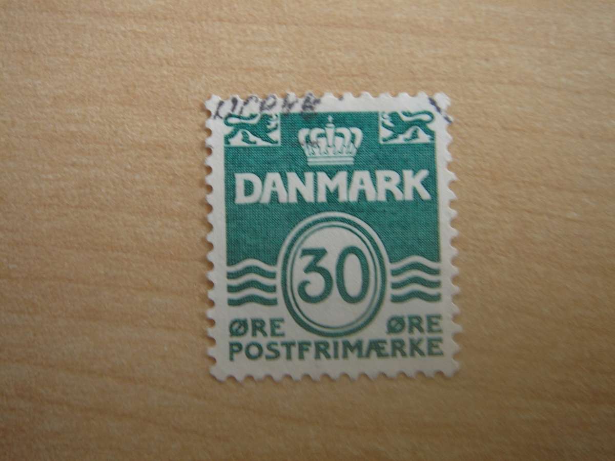 1967 Denmark - Wavy Lines - 30 Oere used, stamped on fluorescent paper
