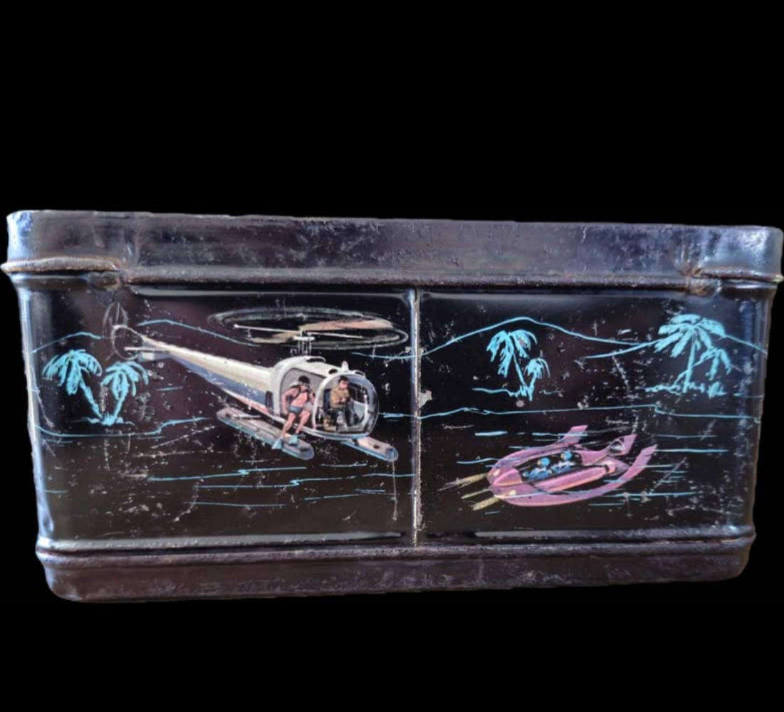 1966 James Bond 007 Metal Lunchbox by Aladdin Industries (Highly Collectable)