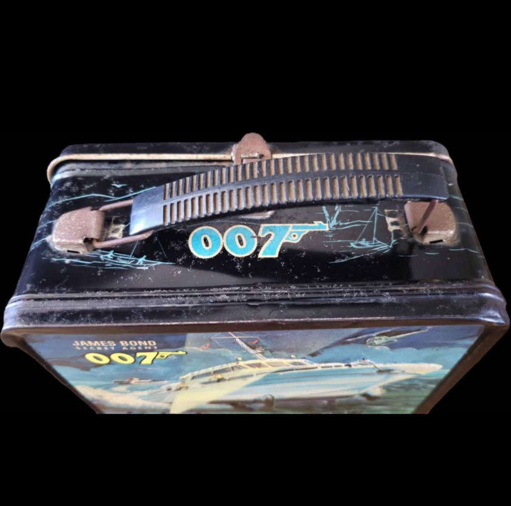 1966 James Bond 007 Metal Lunchbox by Aladdin Industries (Highly Collectable)