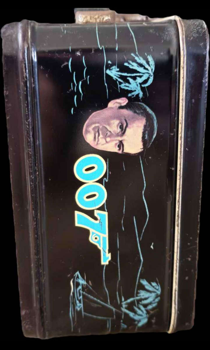 1966 James Bond 007 Metal Lunchbox by Aladdin Industries (Highly Collectable)